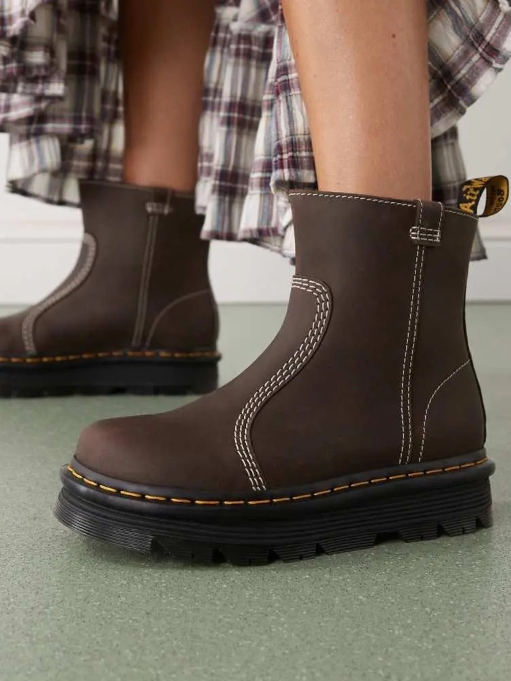 Doc Dr. Marten Zebzag Rigger Boots Dark Brown Wyoming Women’s Size 8 US